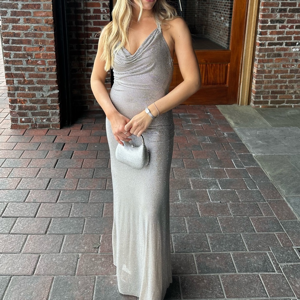 GIUSEPPE DI MORABITO
Halterneck embellished mesh gown